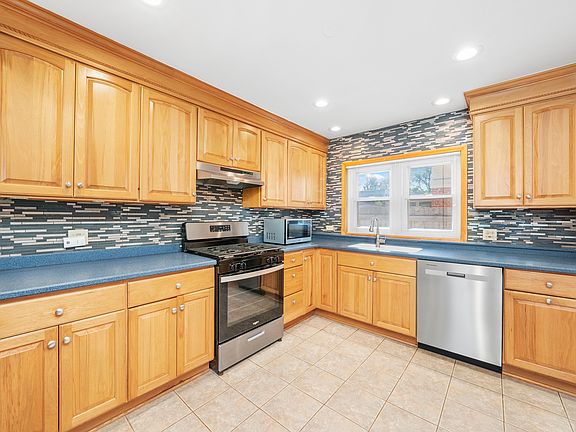 5th image of 1621 S Crescent Ave
