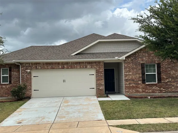 409 Willow Creek Dr, Glenn Heights, TX 75154