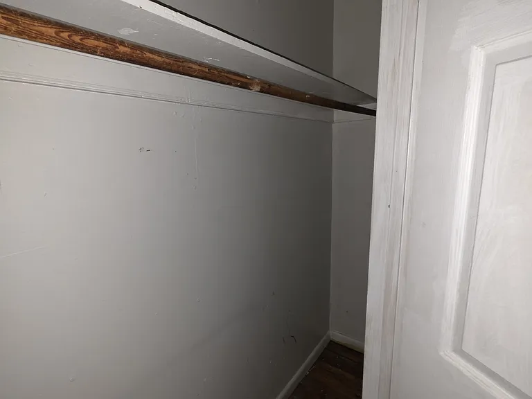 56 Locust Hill Ave #1G — Photo 5