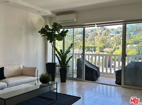 999 N Doheny Dr, West Hollywood, CA