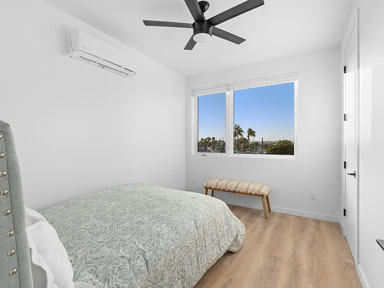 131 National City Blvd #201 — Photo 49