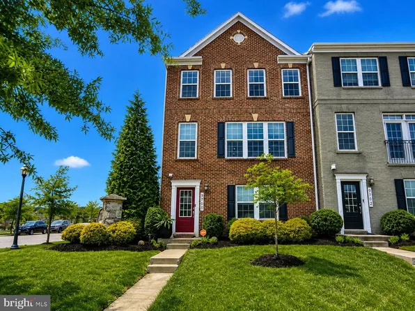 9700 Central Park Dr, Upper Marlboro, MD 20772