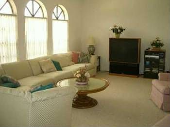 4th image of 6155 NW 53rd St