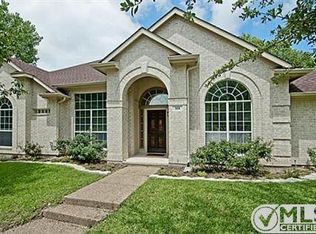 908 Lazy Grove Ct, Cedar Hill, TX 75104