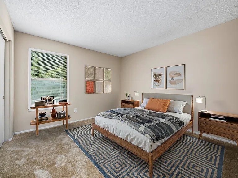 Klein - 1 Bed / 1 Bath - 760 Sq.Ft.