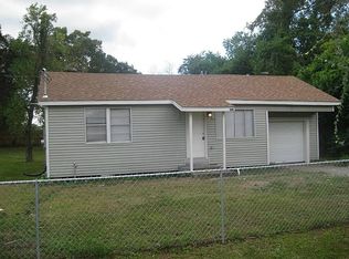 542 Reuben White Dr, Crosby, TX 77532