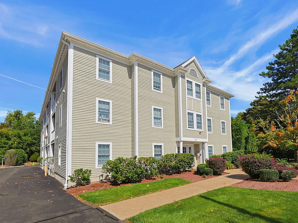 234 Water St #101