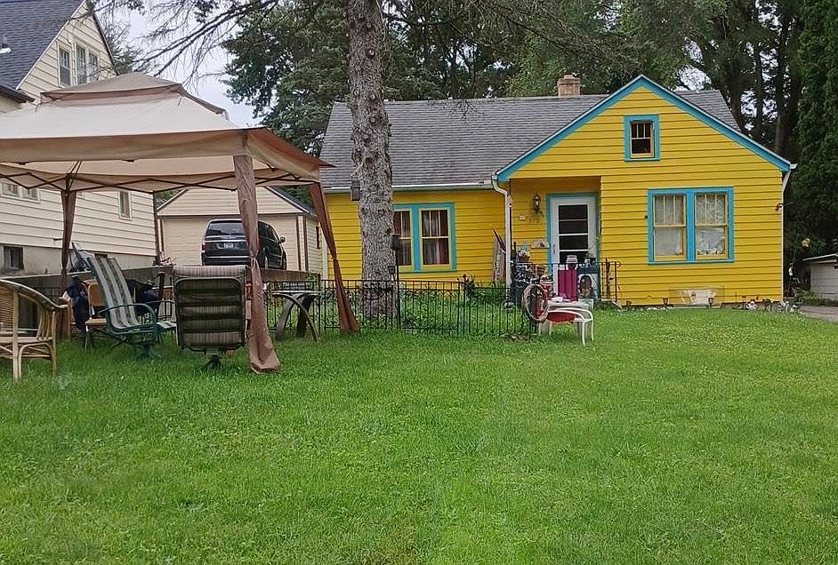 1st image of 312 Dawn Ave