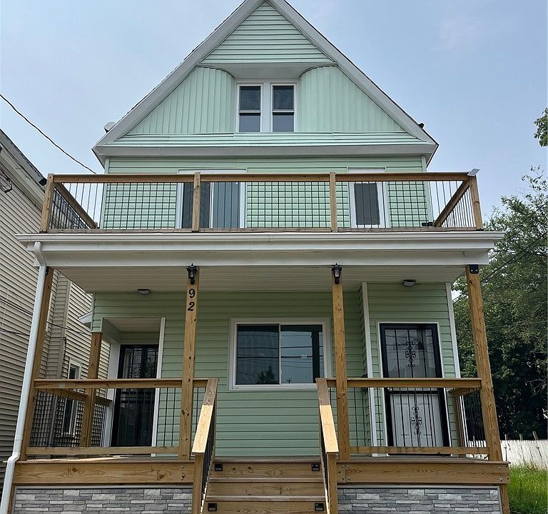 1st image of 92 Dewitt St