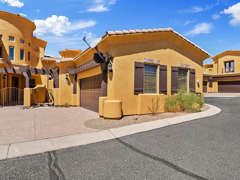 5370 S Desert Dawn Dr #57 — Photo 1