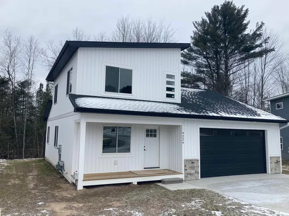 9226 S Flaska Dr #2, Cedar, MI 49621