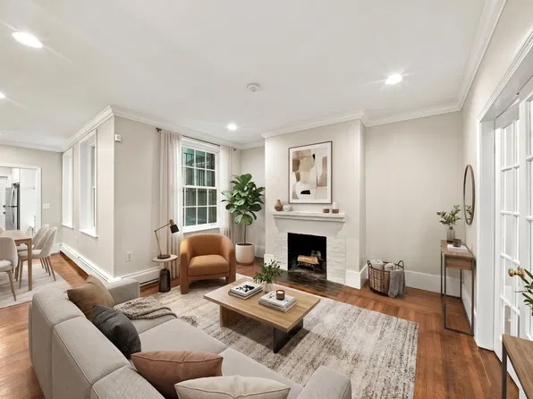 61 W Cedar St #1, Boston, MA 02114