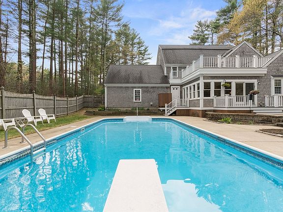 2nd image of 25 Gardner Rd