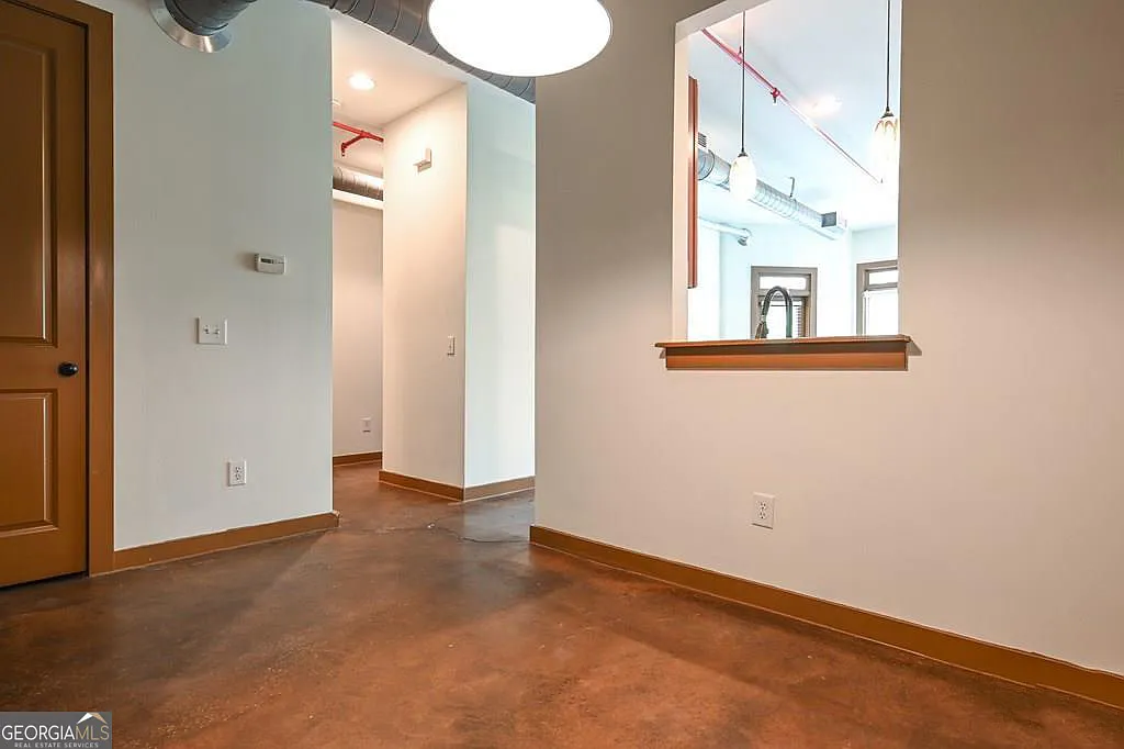 1 bed, 1.0 bath, 852 sqft, $1,375 — Photo 4