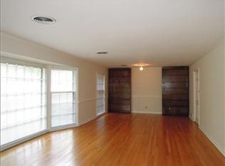 91 W White Rd, Collierville, TN 38017