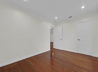 6249 Beeman Ave, North Hollywood, CA 91606