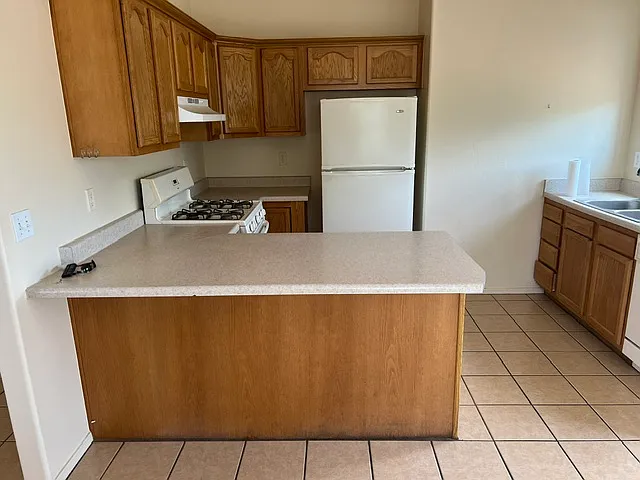 71 Circulo Verdugo — Photo 3