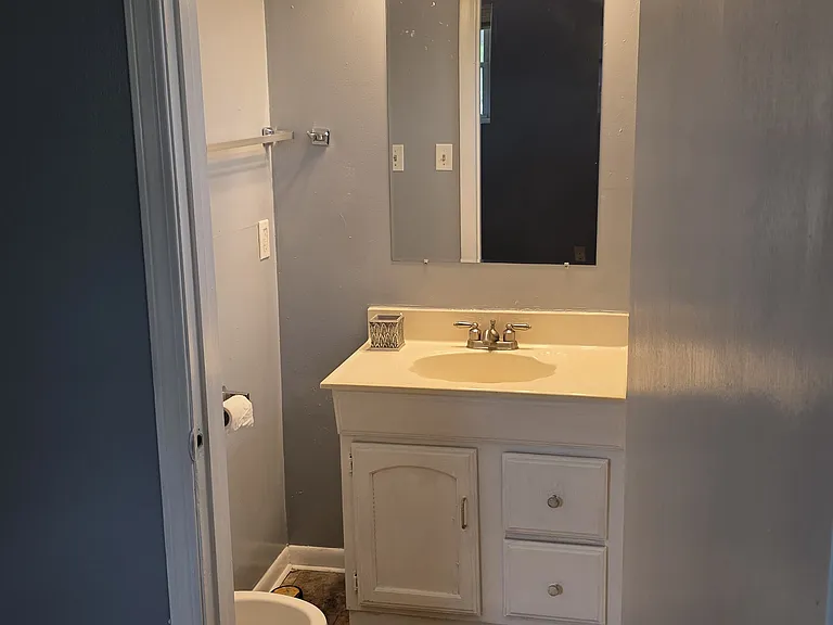 5036 Miller St — Photo 11
