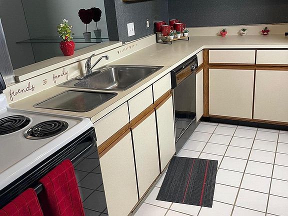 5th image of 27430 Evergreen Rd #36