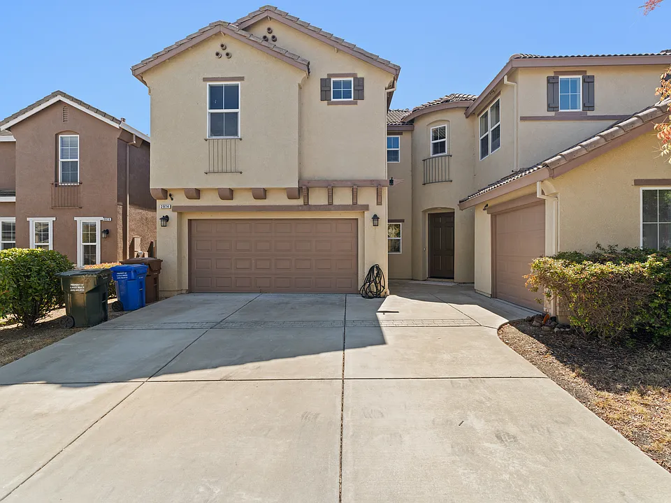 2974 Pilar Ridge Dr