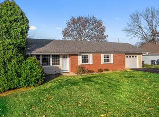 438 Ridge St, Algonquin, IL 60102