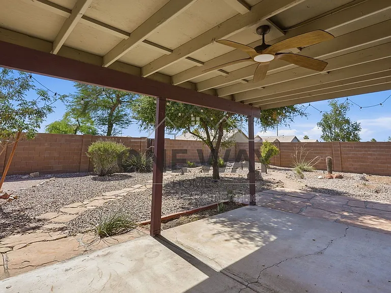 5749 S Farmer Ave — Photo 36