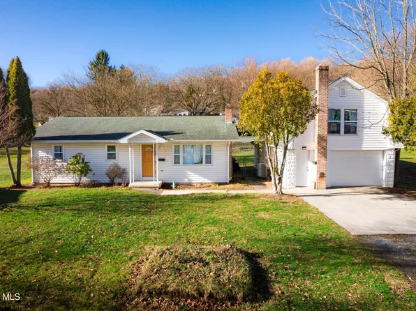 718 Preston St, Bedford, PA 15522