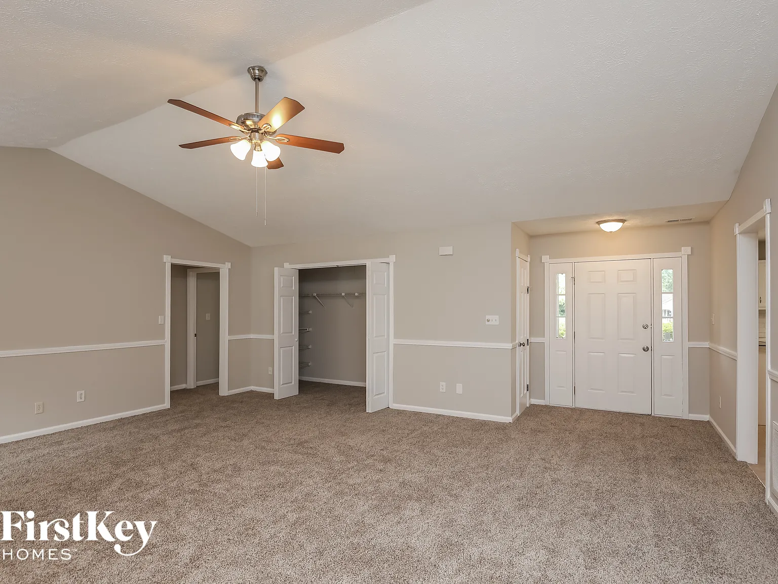 3 bed, 2.0 bath, 1795 sqft, $2,330 — Photo 3