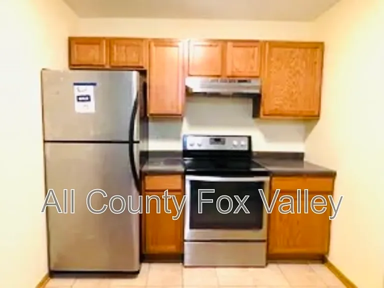 2909 Willow Ln #8 — Photo 4