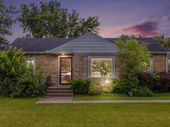 46555 Maben Rd, Canton, MI 48187