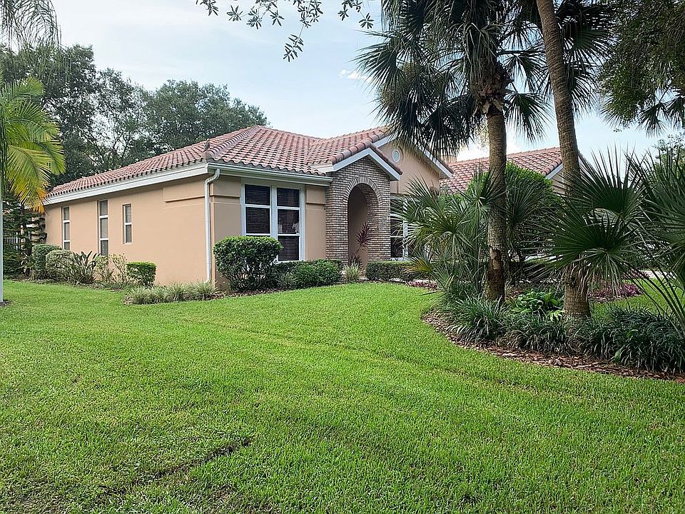 1st image of 17940 Holly Brook Dr