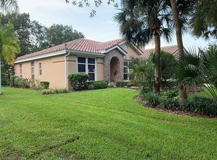 17940 Holly Brook Dr, Tampa, FL 33647