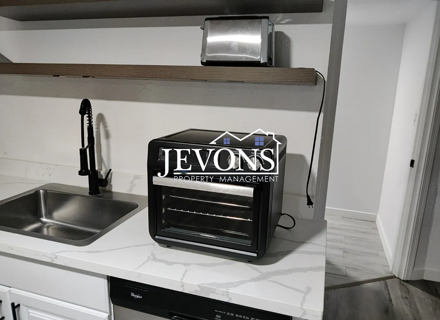 630 N Skyline Dr Tacoma, WA 98406 — Photo 3