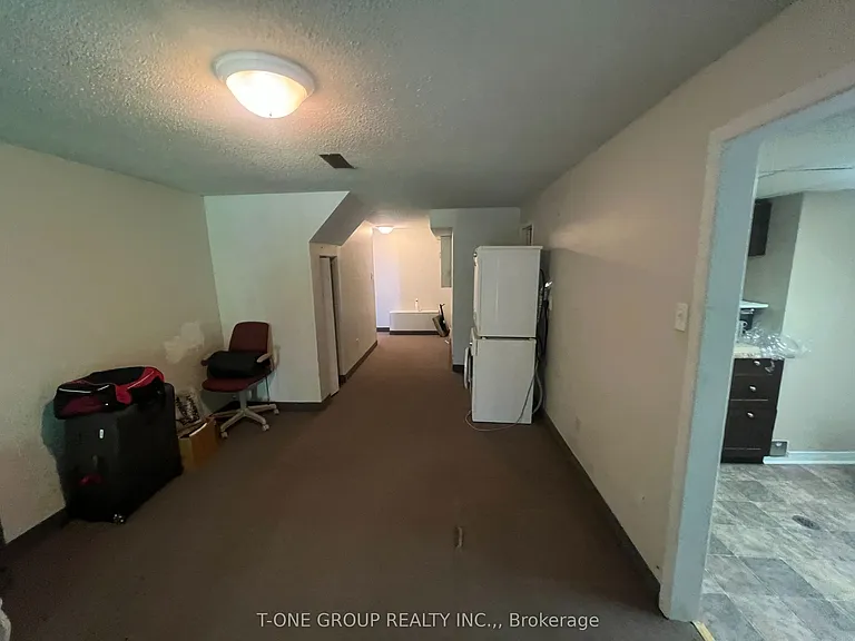 45 Burns Cir — Photo 21