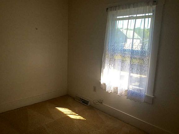 5th image of 125-127 Wynn St