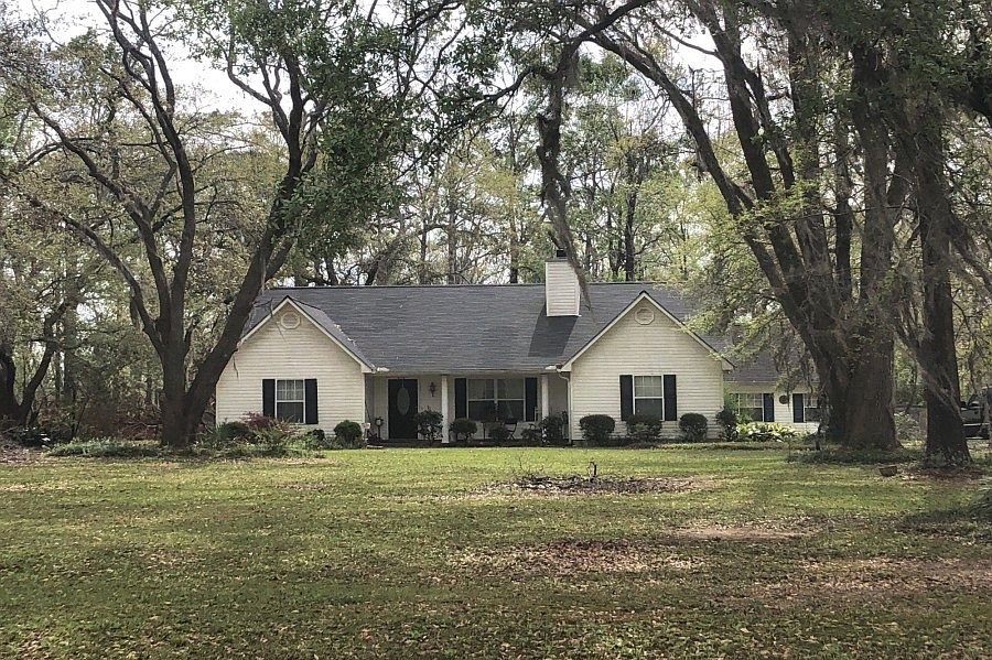 1st image of 513 River Oaks Dr