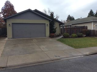 706 SW Larch Rd, Grants Pass, OR 97526