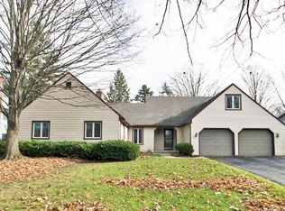 202 Manchester Dr, Dewitt, MI 48820