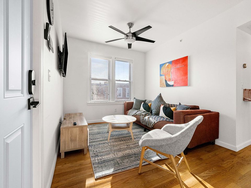 1st image of 662 Saratoga St #3B-A