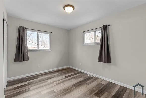 9717 Medford Dr — Photo 11
