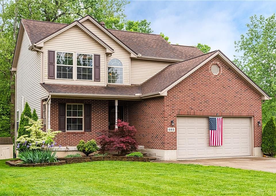 1st image of 685 Maxwell Ct