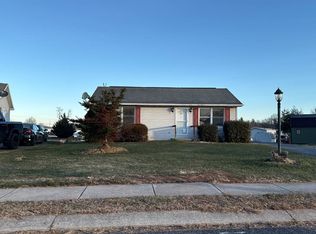 117 Liberty Dr, New Oxford, PA 17350