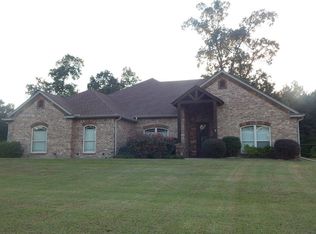 220 Kayla Ln, Longview, TX 75602