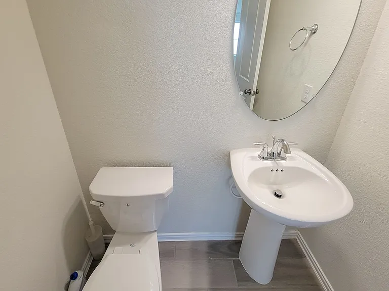 28638 Monarch Cliffs Dr — Photo 32