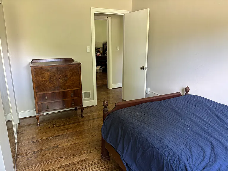 3004 Grandin Rd — Photo 13