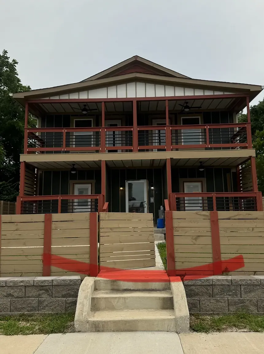 2306 Carrollton Ave — Photo 4