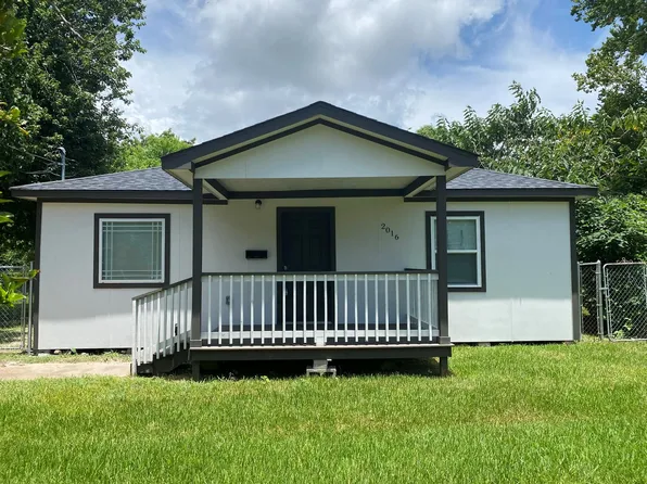 2016 Magnolia Dr, La Marque, TX 77568