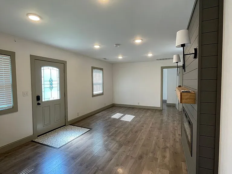 3032 Choctaw Dr — Photo 3