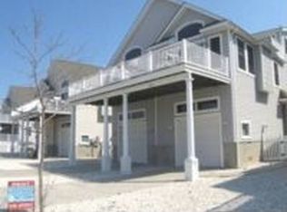 2611 Ocean Dr, Avalon, NJ 08202