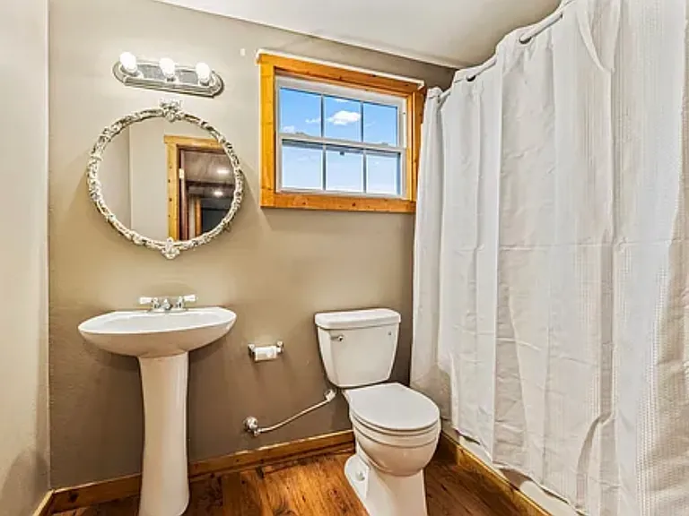 10065 Deer Flat Rd #1/2 — Photo 5